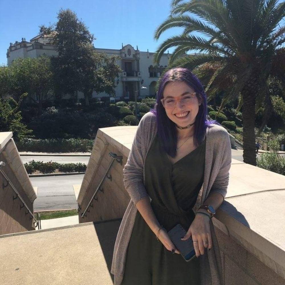 Meet your Posher, Kayla